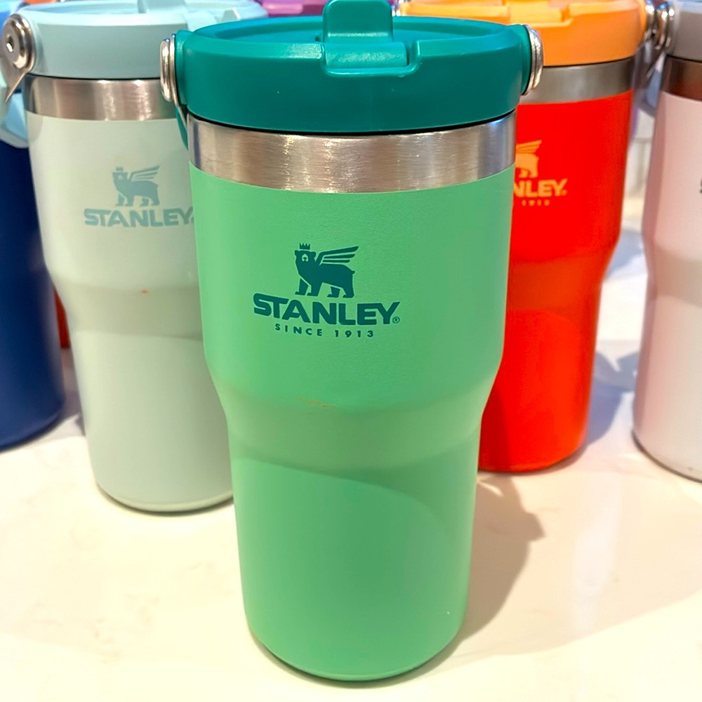 Stanley’s Flip Straw Travel Tumblers - Picture 13 of 17
